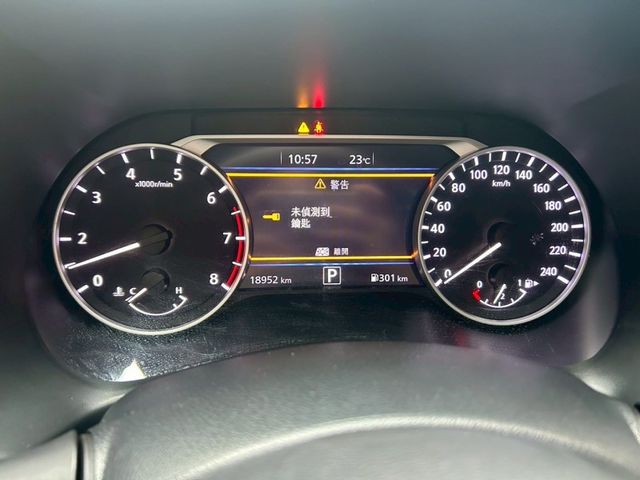 Nissan Sentra  第17張相片