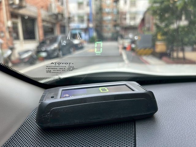 Toyota RAV4  第19張相片