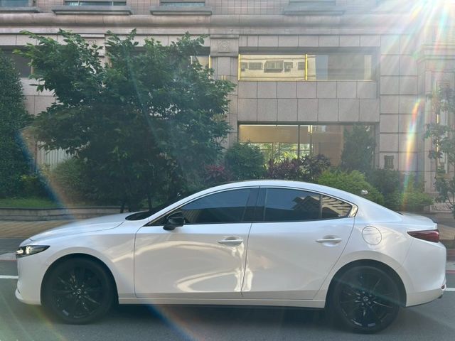 Mazda Mazda3  第6張相片