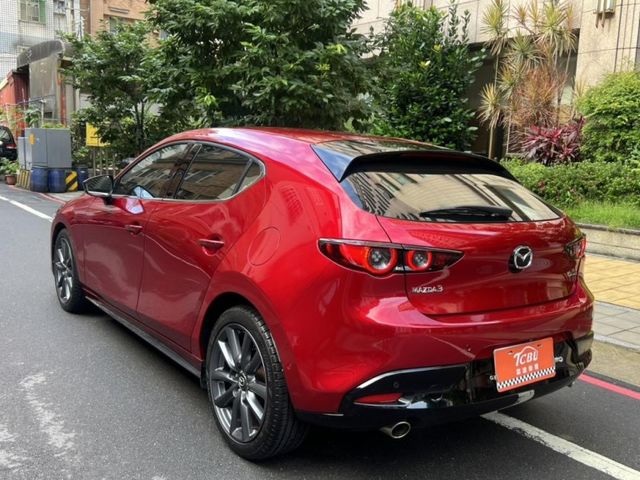 Mazda Mazda3  第9張相片