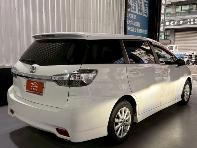Toyota Wish  第9張相片