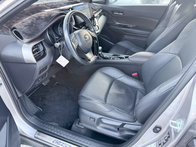 Toyota C-HR  第11張相片