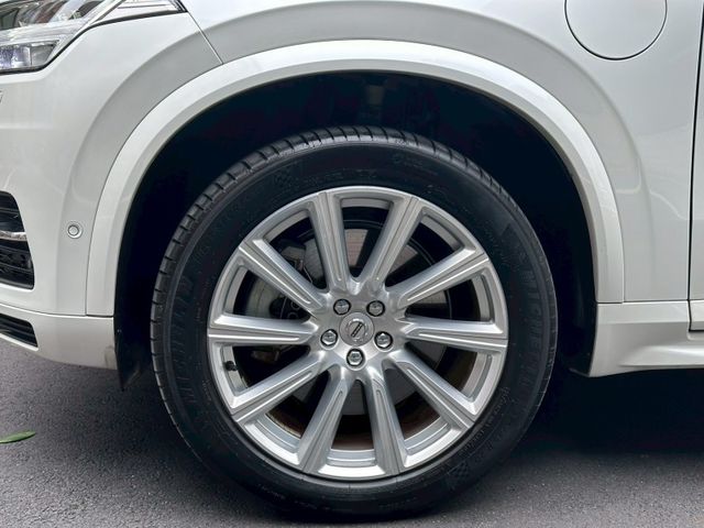 Volvo XC90  第3張相片