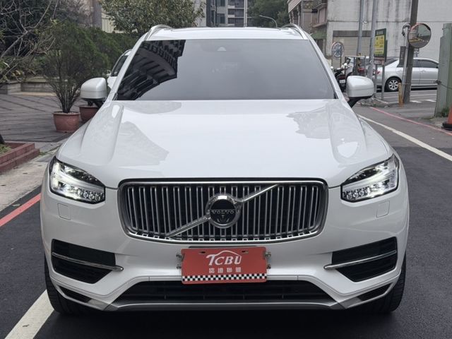 Volvo XC90  第7張相片