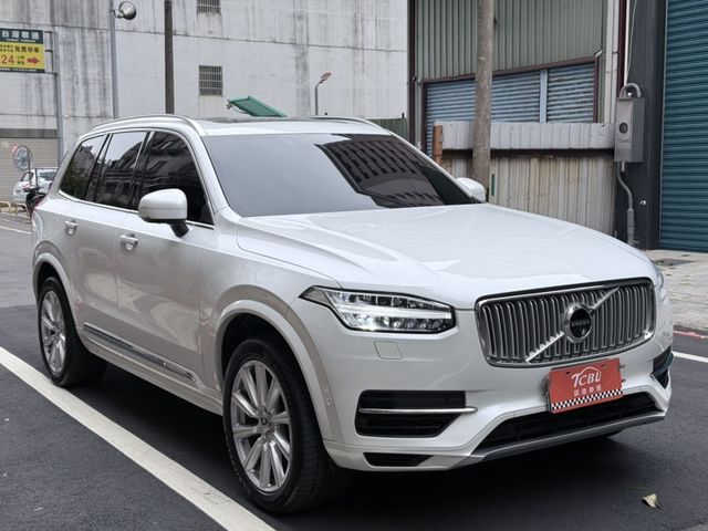Volvo XC90  第8張相片