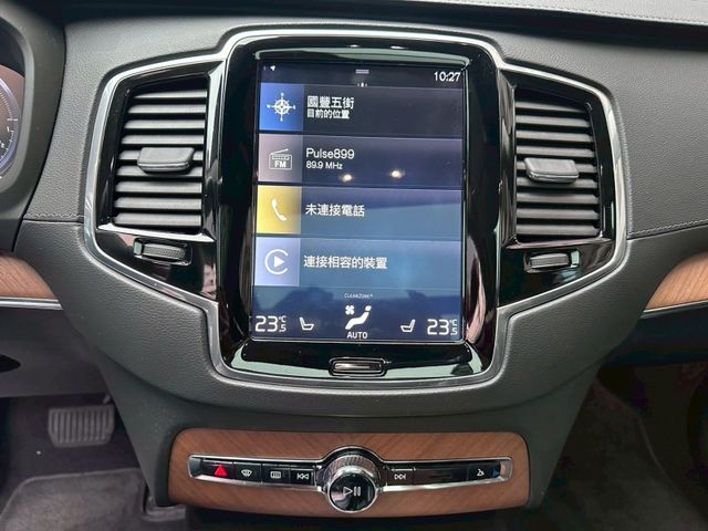 Volvo XC90  第19張相片