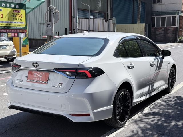 Toyota ALTIS  第12張相片