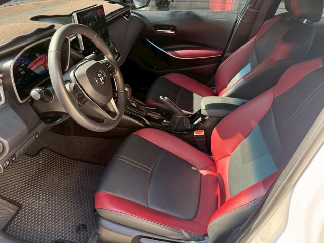 Toyota ALTIS  第13張相片