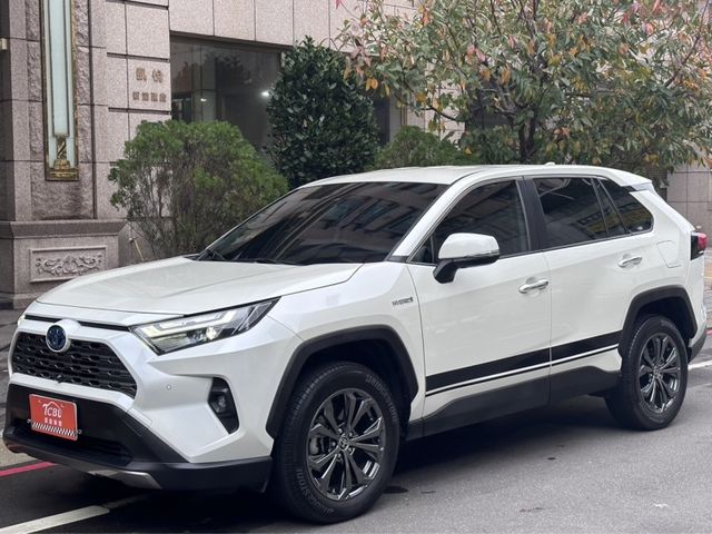 Toyota RAV4  第5張相片