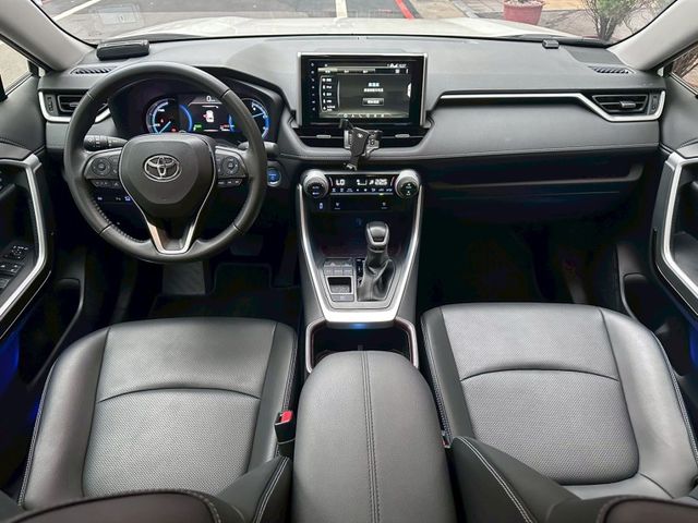 Toyota RAV4  第6張相片