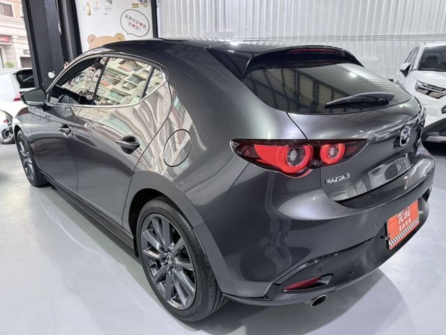 Mazda Mazda3  第10張相片