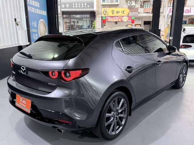 Mazda Mazda3  第12張相片