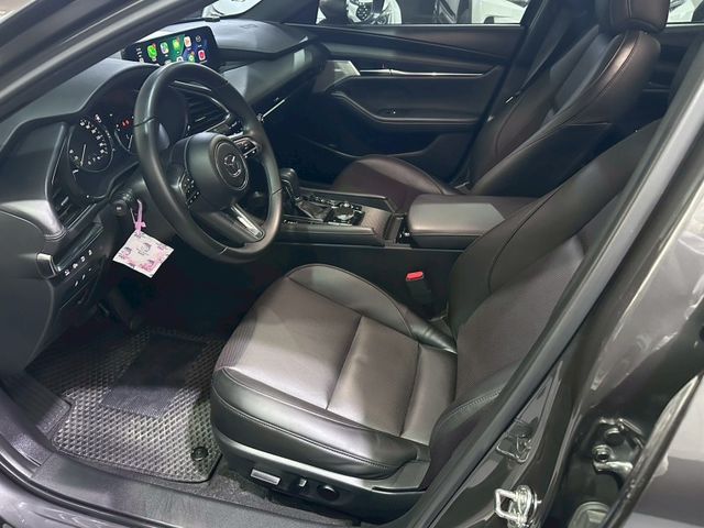 Mazda Mazda3  第13張相片