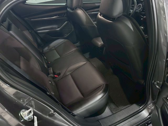 Mazda Mazda3  第16張相片