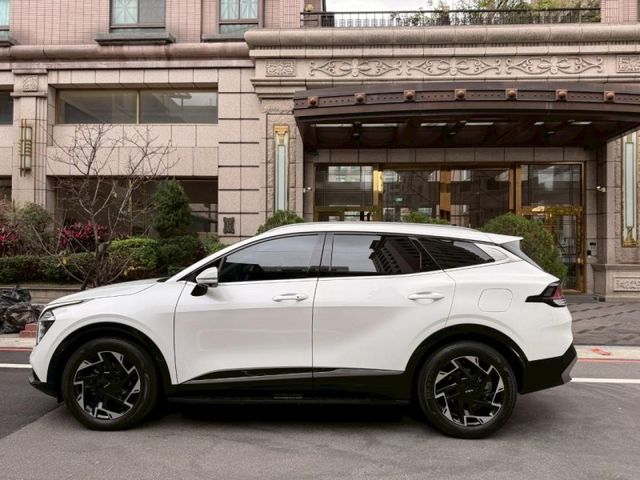 Kia Sportage  第9張相片