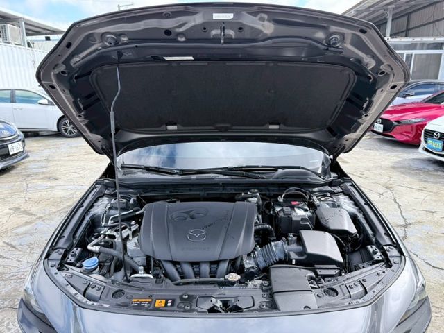 Mazda Mazda3  第3張相片
