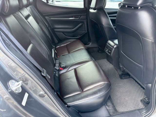 Mazda Mazda3  第16張相片