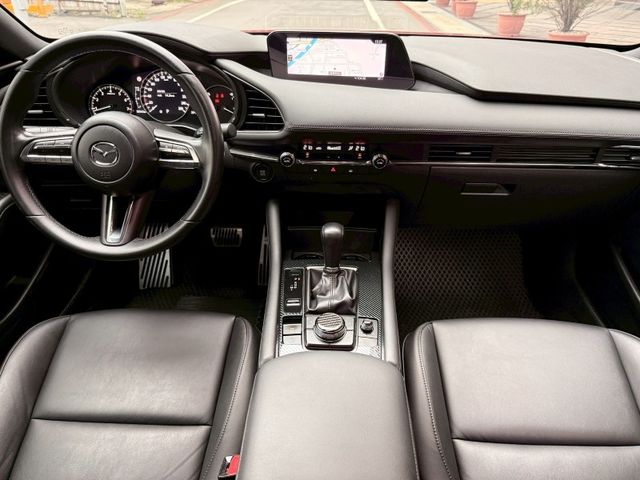 Mazda Mazda3  第6張相片