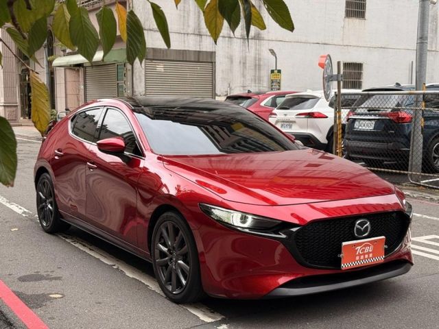 Mazda Mazda3  第8張相片