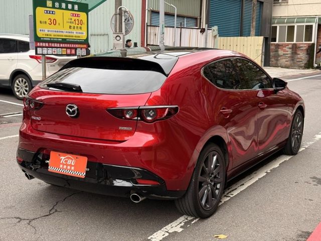 Mazda Mazda3  第12張相片