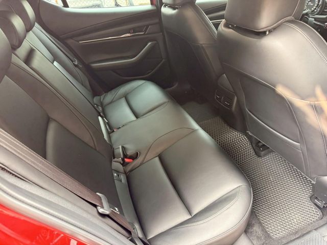 Mazda Mazda3  第16張相片