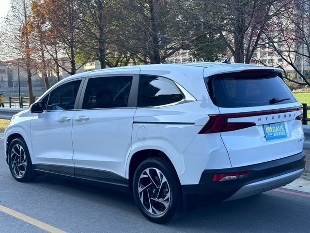 Hyundai Custin  第10張相片