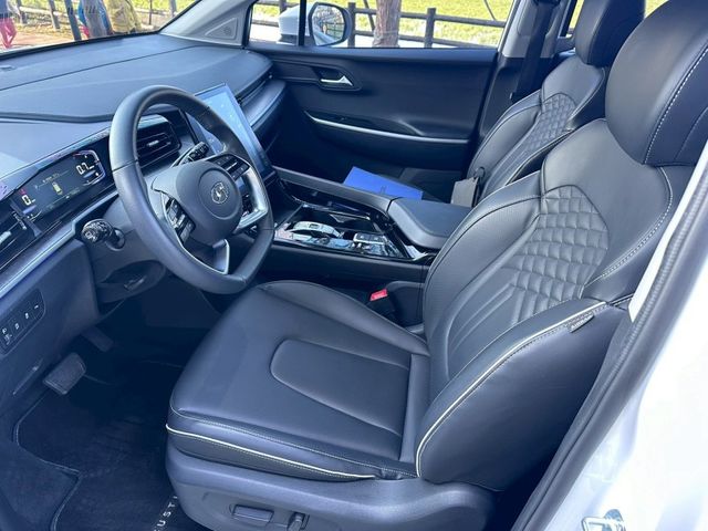 Hyundai Custin  第13張相片