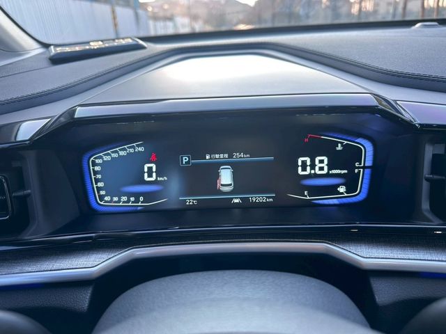 Hyundai Custin  第18張相片