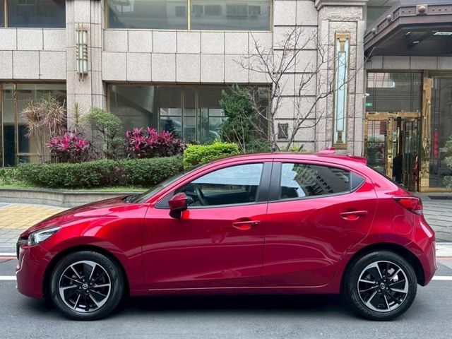 Mazda Mazda2  第9張相片
