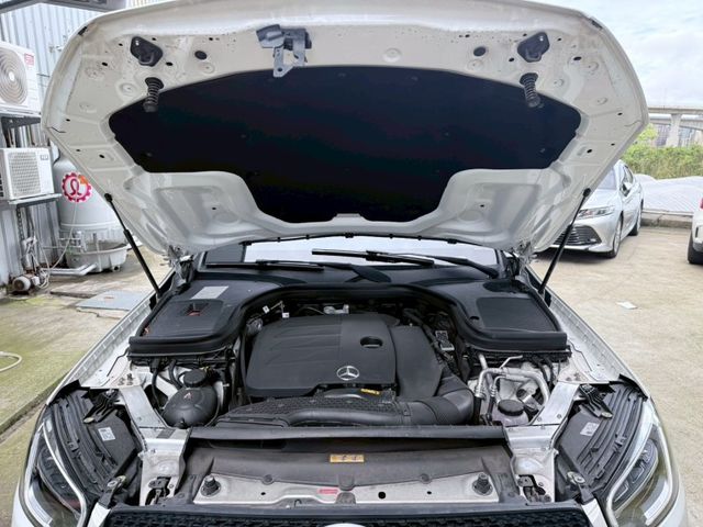 Mercedes-Benz/賓士 GLC200  第2張相片