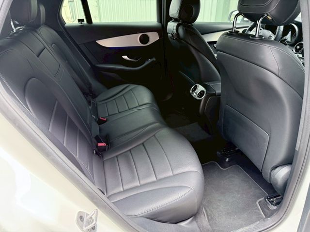 Mercedes-Benz/賓士 GLC200  第17張相片