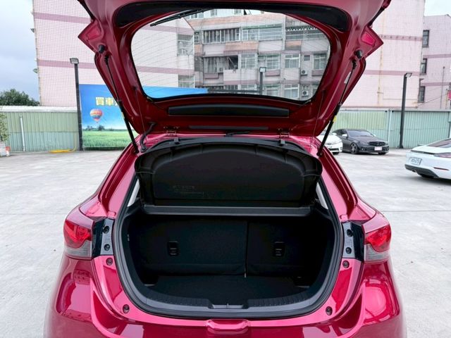 Mazda Mazda2  第16張相片