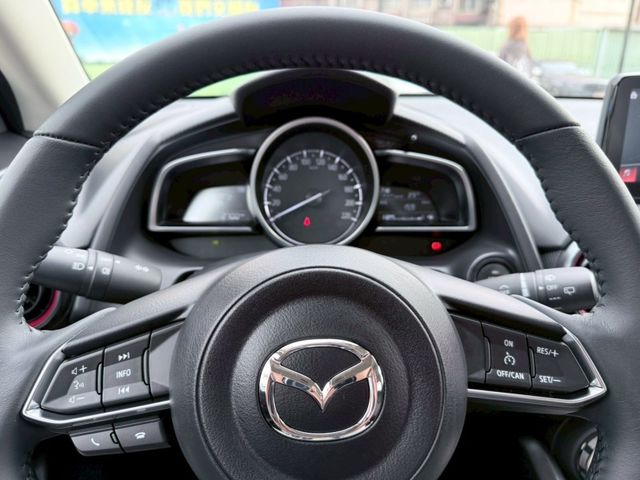 Mazda Mazda2  第20張相片