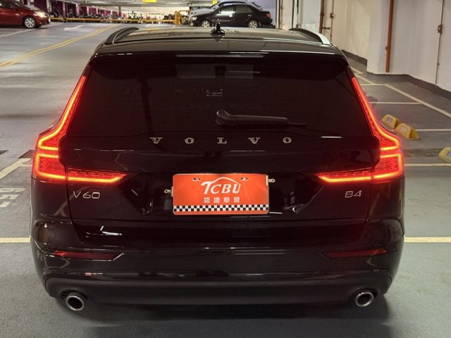 Volvo V60  第11張相片