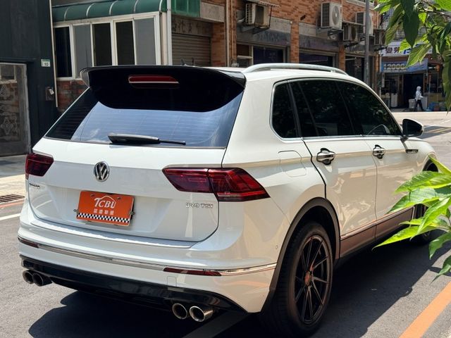 R-line 數位儀表 一手車  第12張相片