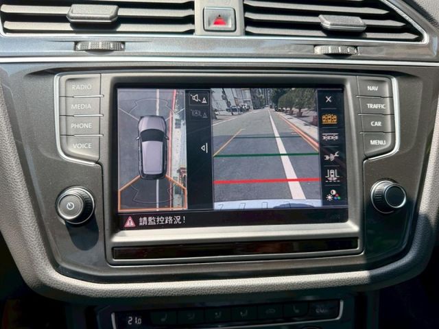 R-line 數位儀表 一手車  第20張相片