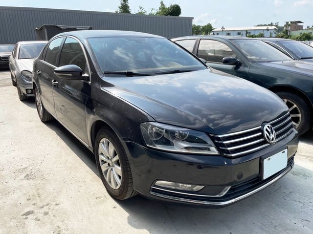 Volkswagen 福斯 PASSAT  第1張相片