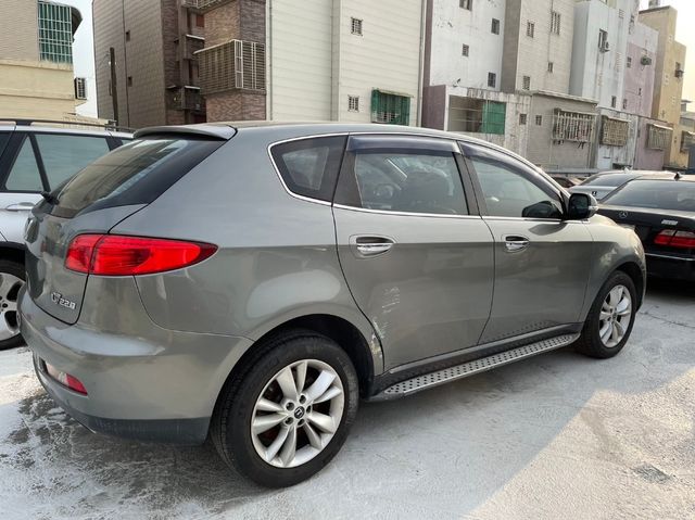 LUXGEN納智捷 U7 TURBO  第2張相片