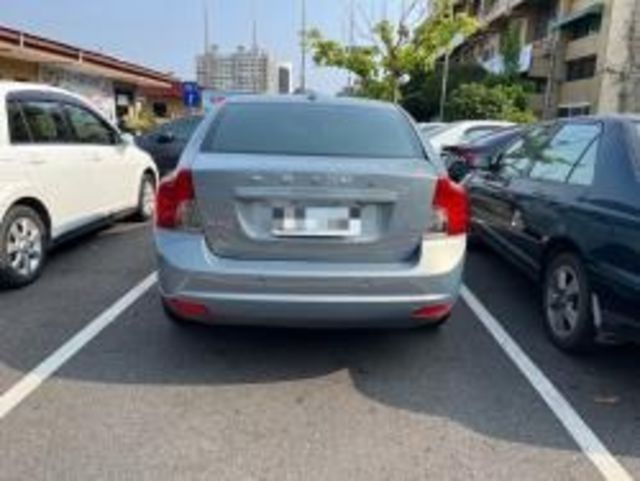 VOLVO富豪 S40  第4張相片