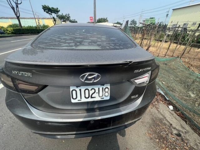 HYUNDAI現代 ELANTRA  第5張相片