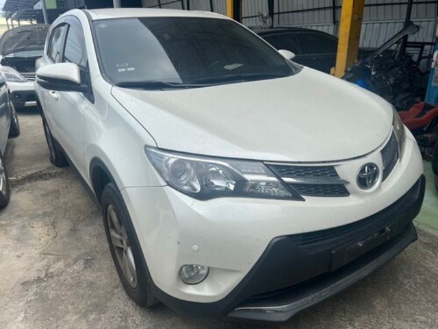 TOYOTA豐田 RAV4  第3張相片