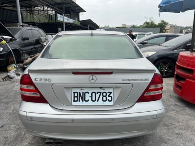 M-BENZ賓士 C230  第5張相片