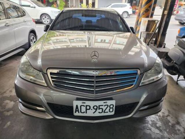 M-BENZ賓士 C180  第2張相片