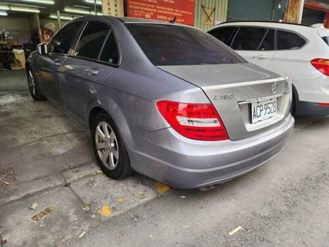 M-BENZ賓士 C180  第6張相片