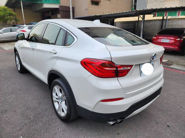 BMW寶馬 X4 XDRIVE28I  第4張相片
