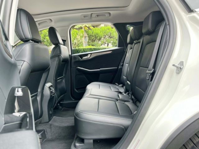 180旗艦X型/全車原鈑件/老闆自己在開的車  第5張相片