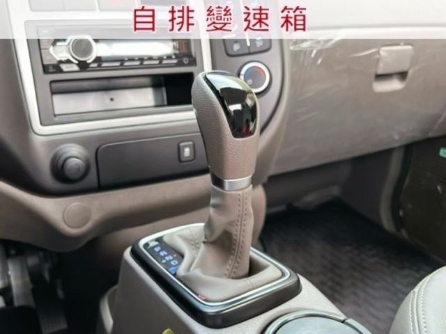 2025年自排小霸王全新中獎車/小粒頭長車斗/駕駛座SRS氣囊/安全帶未繫警示系統/鯊魚鰭天線/旅程電腦快撥鍵/原廠保固  第3張相片