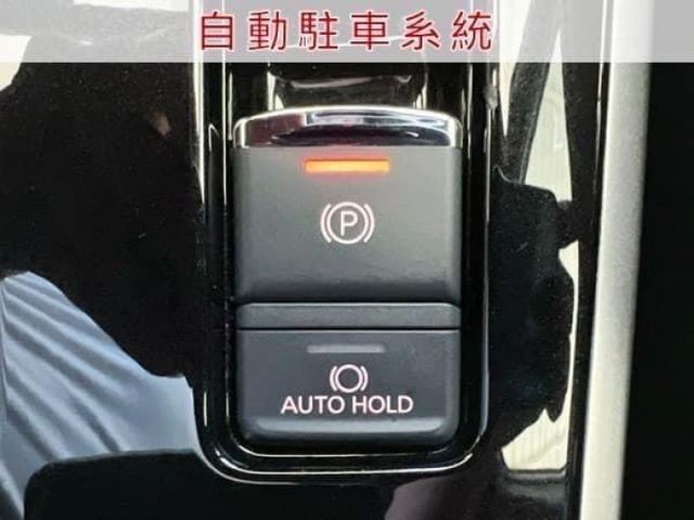 S-AWC 旗艦四傳/超低里程只跑3萬5/電尾門/電動椅/免鑰匙/ACC跟車/雙區恆溫/Yes認證全車原鈑件/里程保證  第6張相片