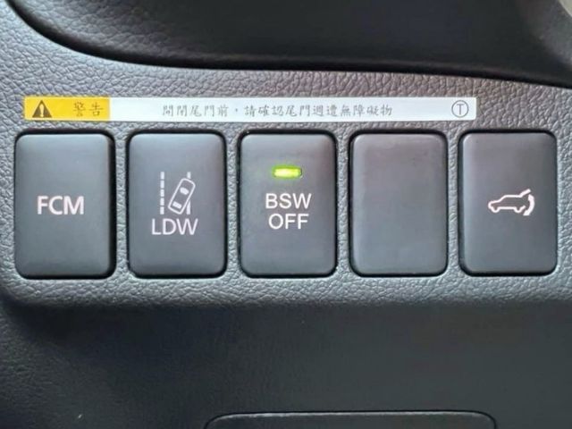 S-AWC 旗艦四傳/超低里程只跑3萬5/電尾門/電動椅/免鑰匙/ACC跟車/雙區恆溫/Yes認證全車原鈑件/里程保證  第12張相片