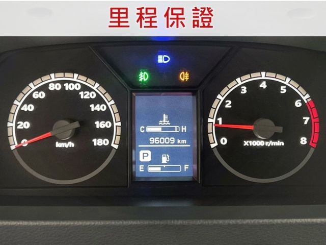 自排8人座客貨廂車/安卓影音/定速+盲點偵測/後座獨立空調/正時皮帶已更換(附原廠7.3萬公里定保維修履歷)/里程保證  第12張相片